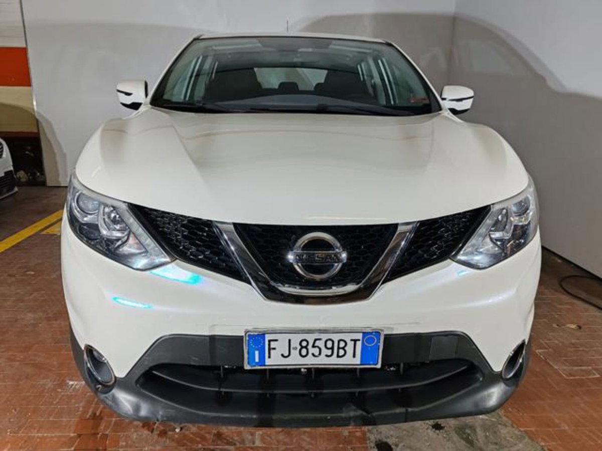 Nissan Qashqai 1.6 dCi 2WD XTronic Tekna+ (2)