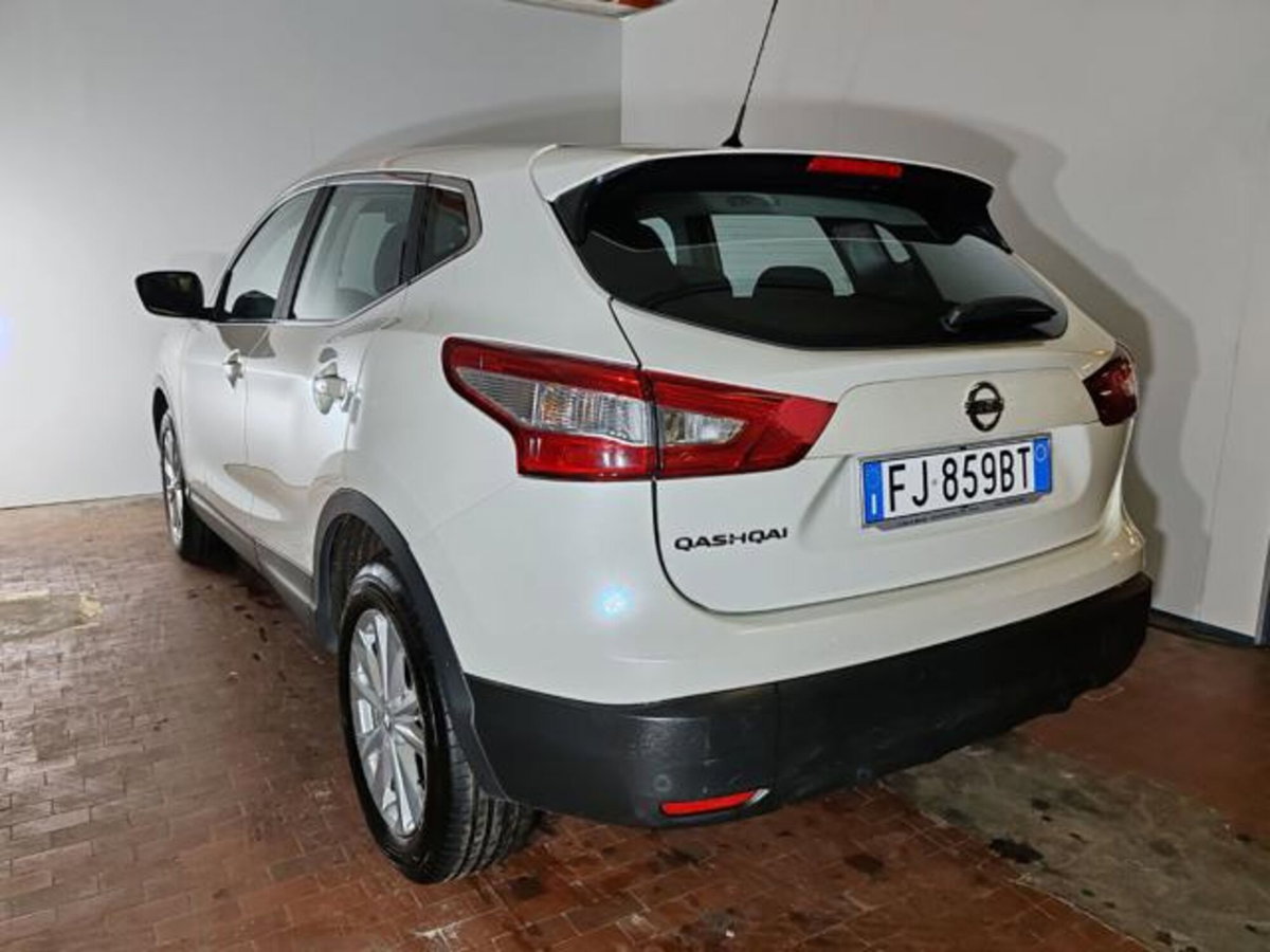 Nissan Qashqai 1.6 dCi 2WD XTronic Tekna+ (6)