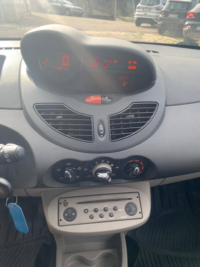 Renault Twingo 1.2 8V Dynamique (9)