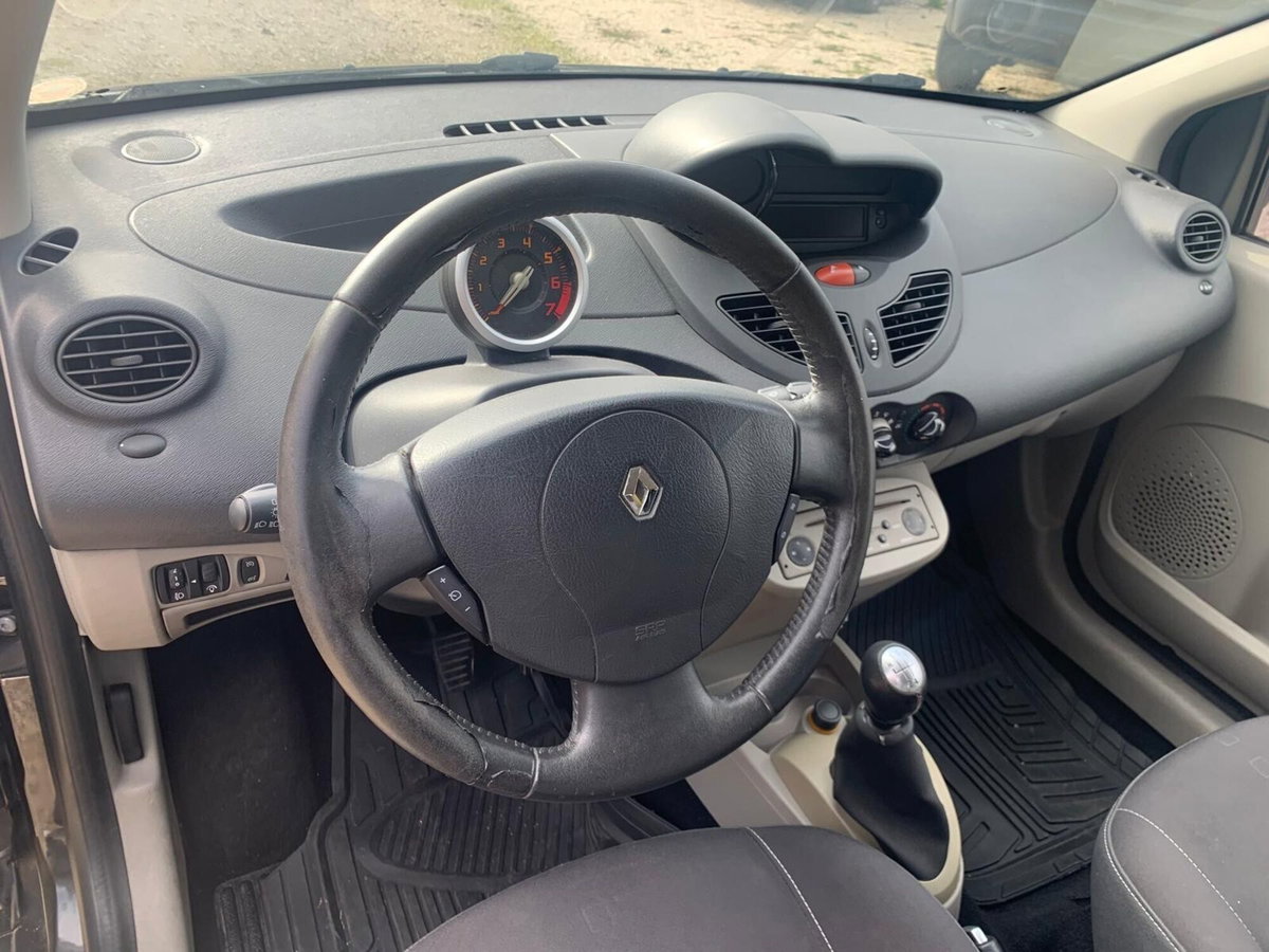 Renault Twingo 1.2 8V Dynamique (8)