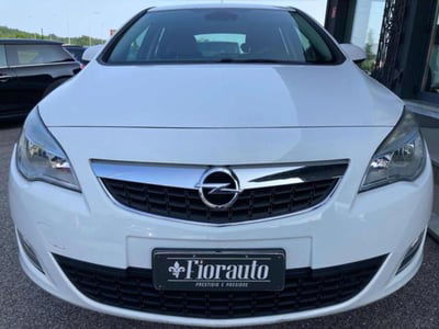 Opel Astra 1.4 100CV 5 porte Cosmo usata