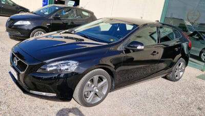 Volvo V40 D2 Geartronic Business usata