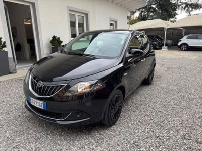 Lancia Ypsilon 1.0 FireFly 5 porte S&S Hybrid Silver Plus