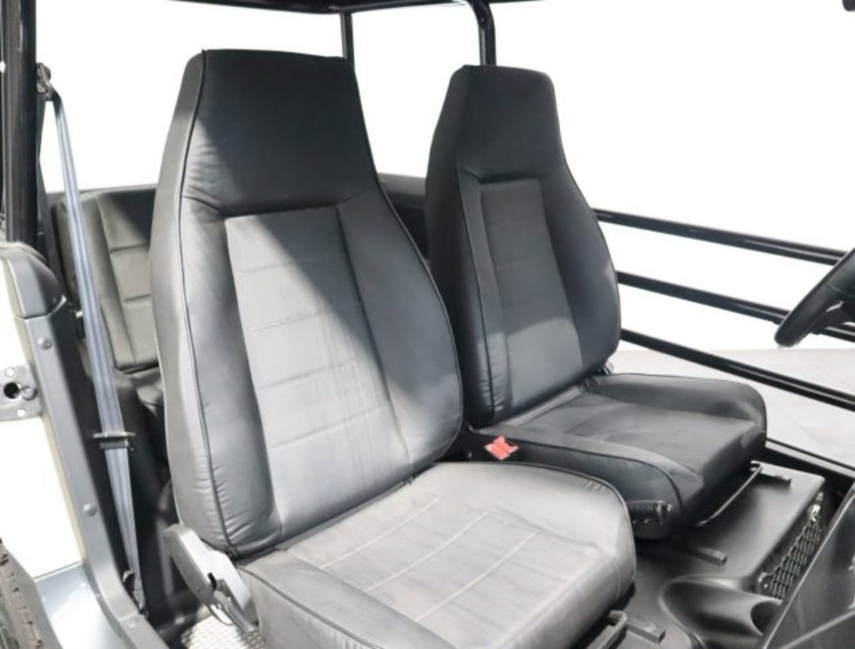 Tazzari Ev Zero 4 Zero 4 Opensky Sport (11)