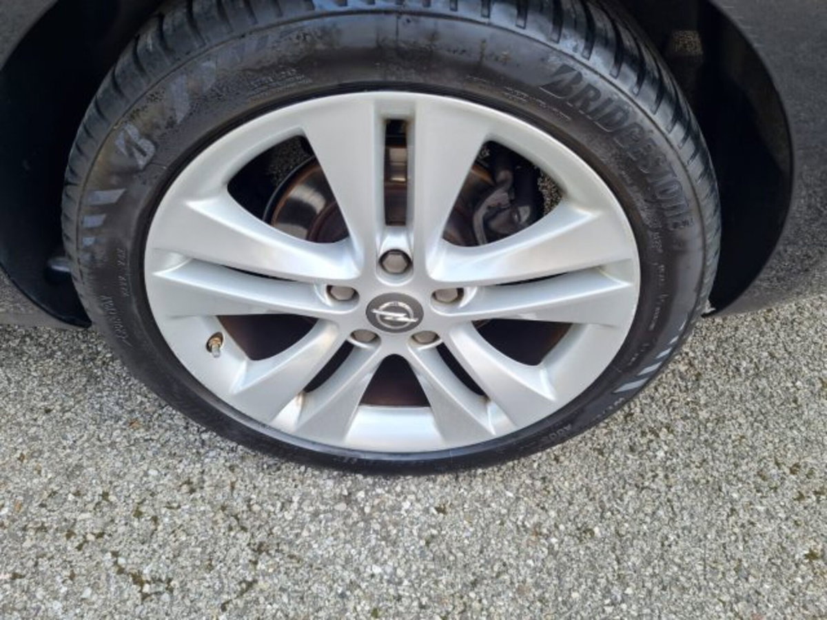 Opel Zafira Tourer 1.6 CDTi 136CV Start&Stop Cosmo (9)