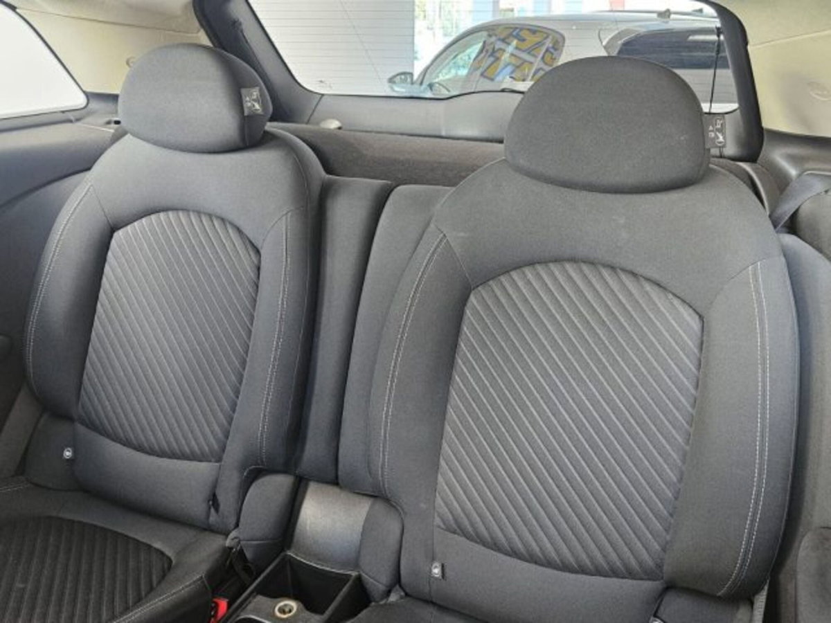 MINI Mini Paceman 1.6 Cooper D Paceman (12)