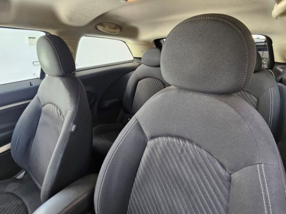 MINI Mini Paceman 1.6 Cooper D Paceman (13)