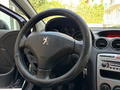 Peugeot 308 1.6 8V HDi 93CV 5p. Premium (13)