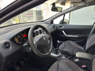 Peugeot 308 1.6 8V HDi 93CV 5p. Premium (18)