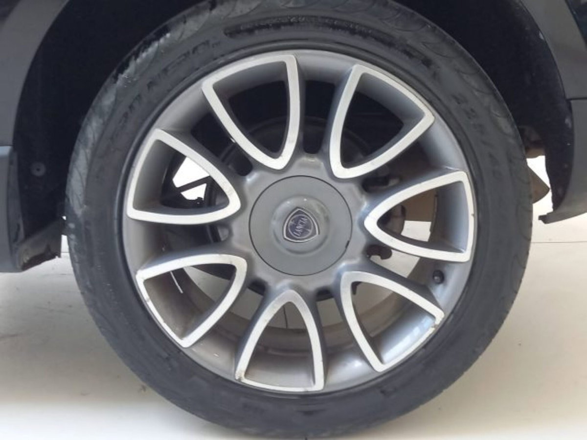 Lancia Delta 2.0 MJT DPF Platino (10)