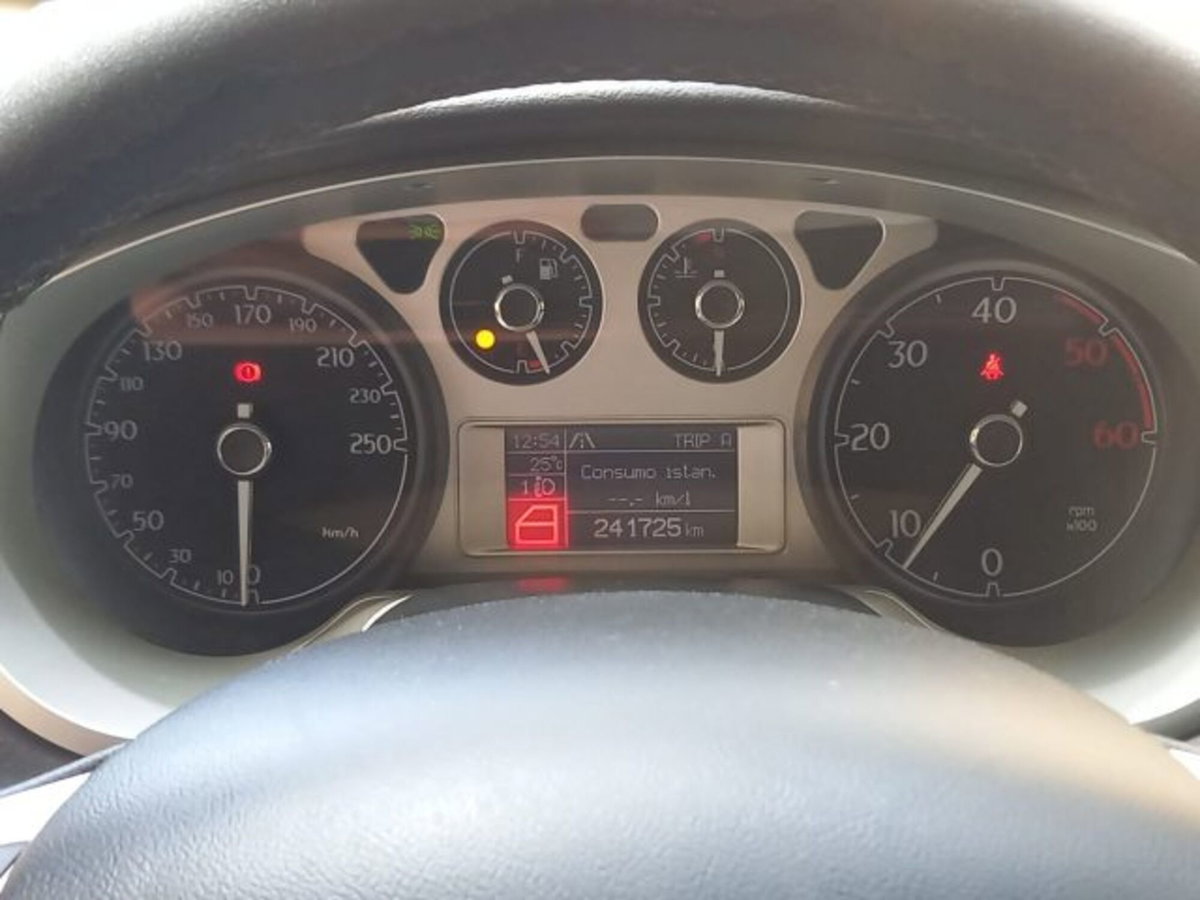 Lancia Delta 2.0 MJT DPF Platino (15)