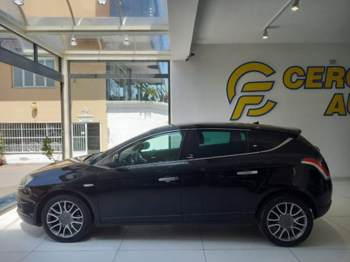 Lancia Delta 2.0 MJT DPF Platino (7)