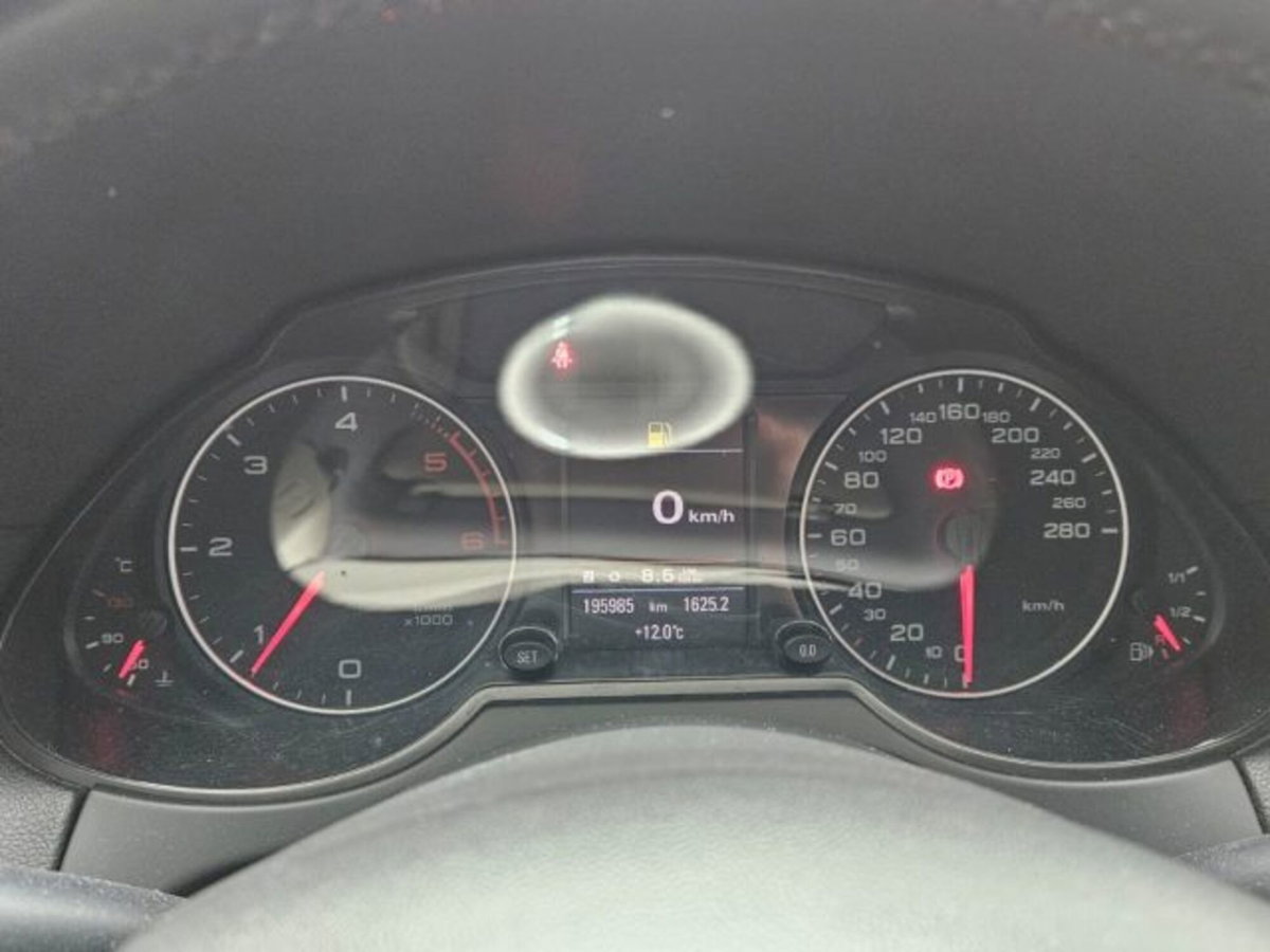 Audi Q5 2.0 TDI 170 CV quattro (13)