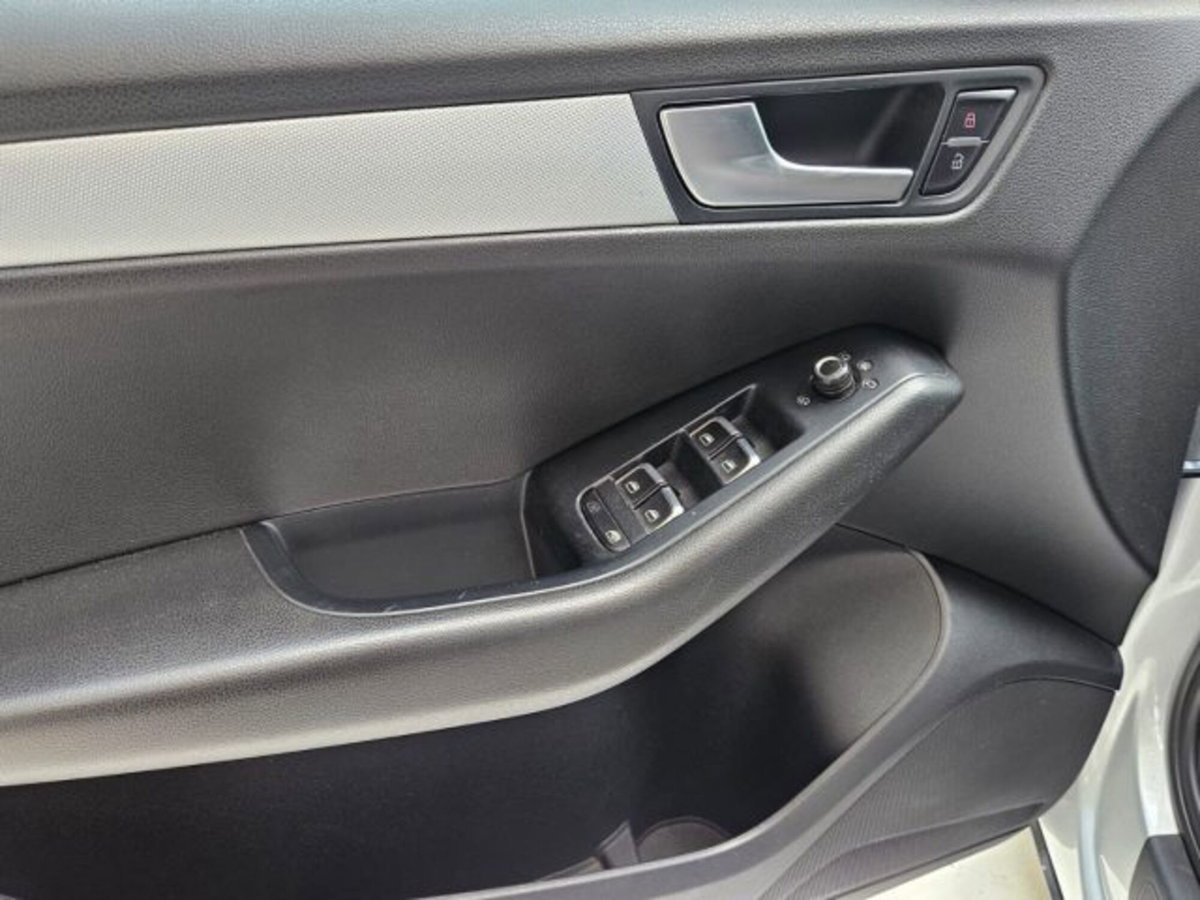 Audi Q5 2.0 TDI 170 CV quattro (17)