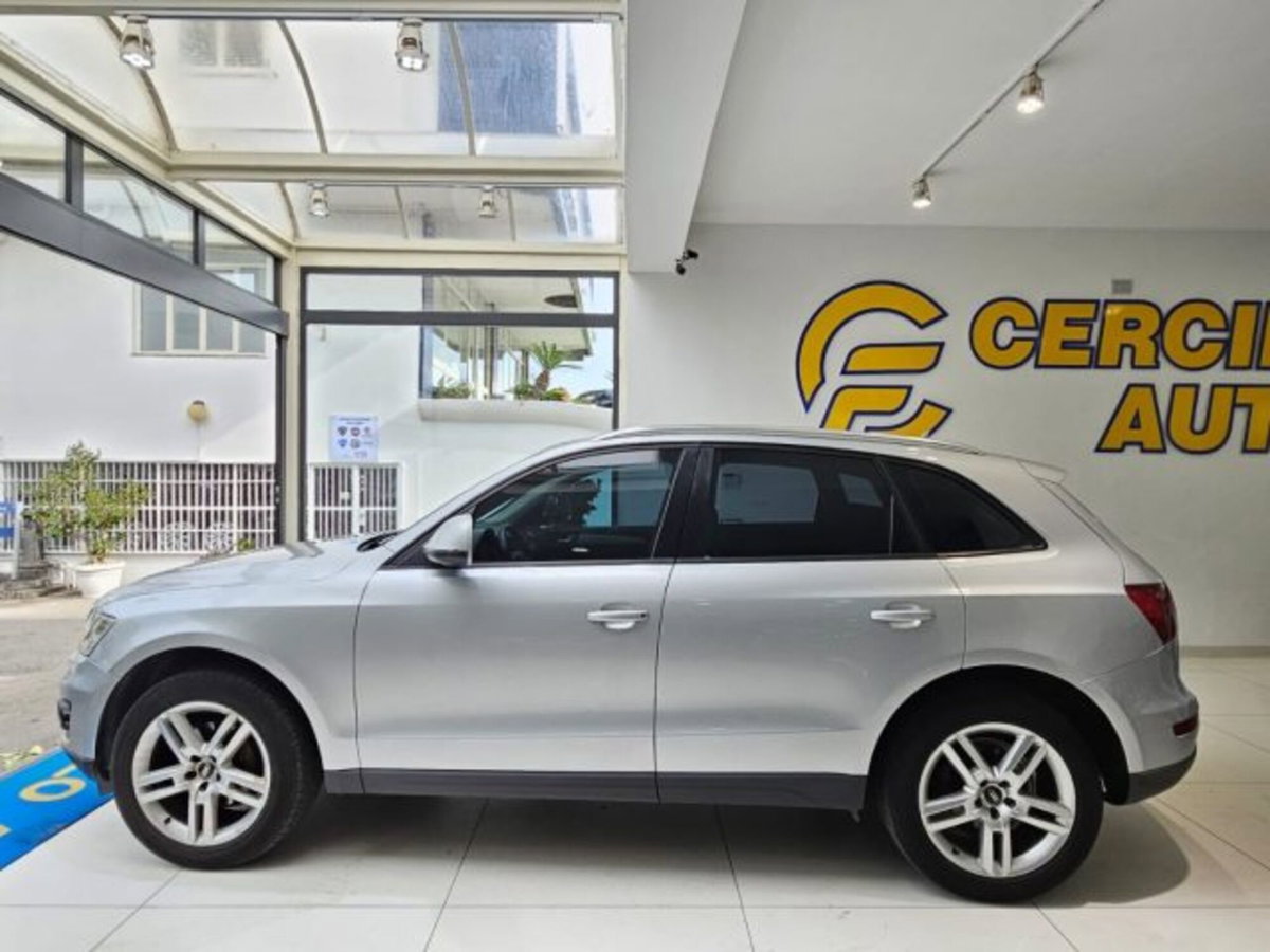 Audi Q5 2.0 TDI 170 CV quattro (2)