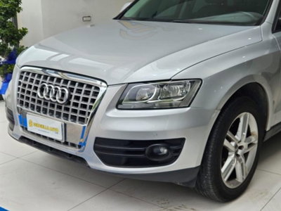 Audi Q5 2.0 TDI 170 CV quattro (9)