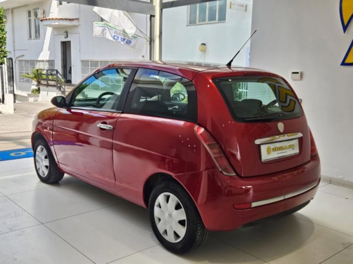 Lancia Ypsilon Multijet 16V Argento (5)