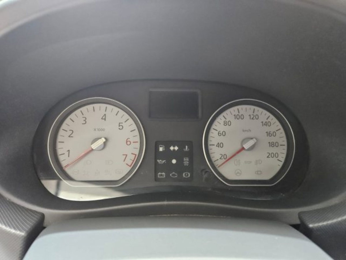 Dacia Sandero 1.2 16V GPL 75CV Embleme (12)