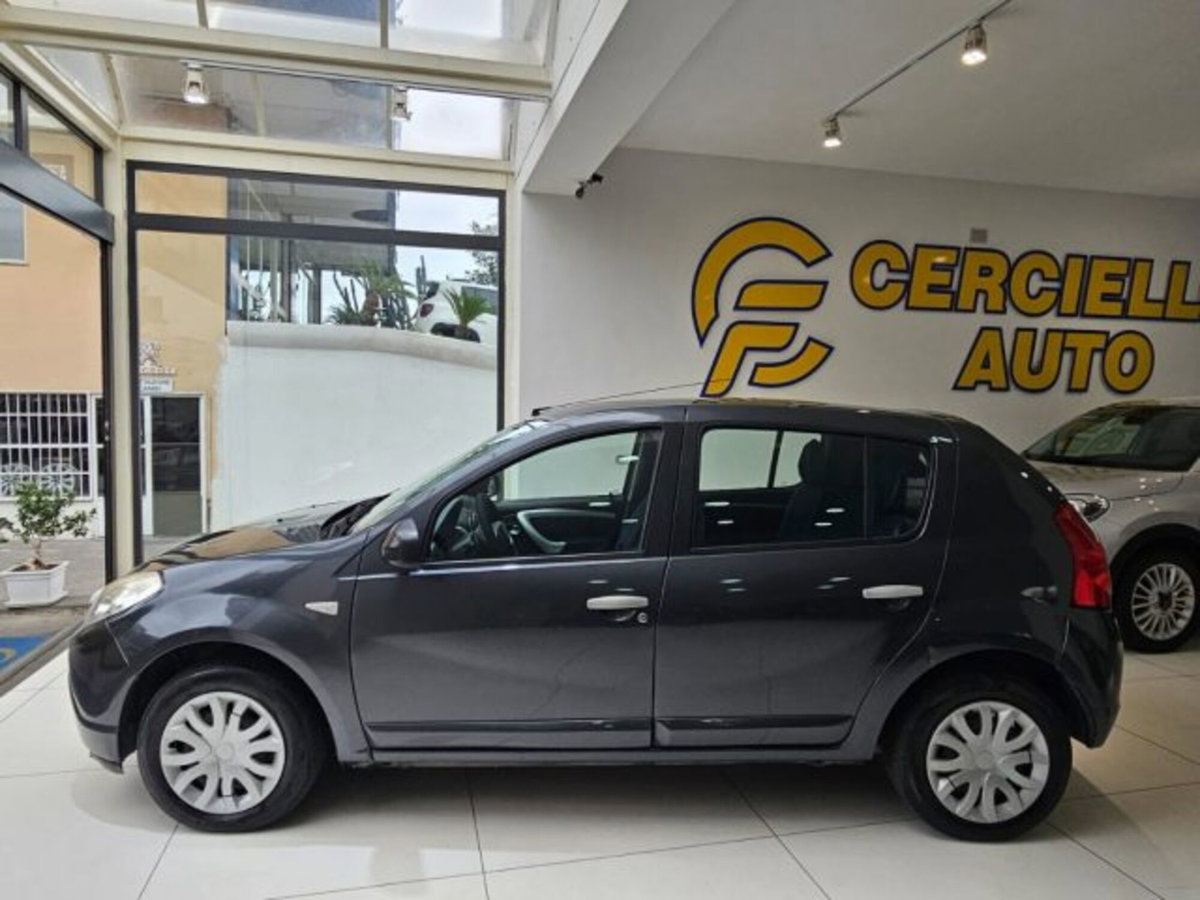 Dacia Sandero 1.2 16V GPL 75CV Embleme (5)
