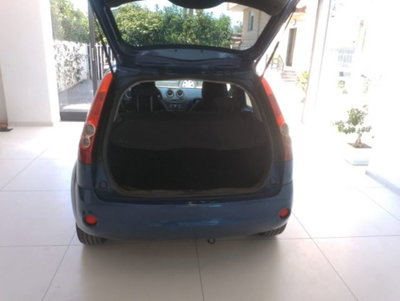 Ford Fiesta 1.4 TDCi 5p. Titanium (11)