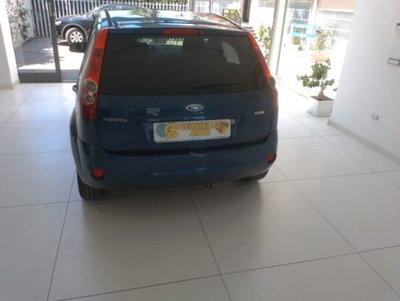 Ford Fiesta 1.4 TDCi 5p. Titanium (4)
