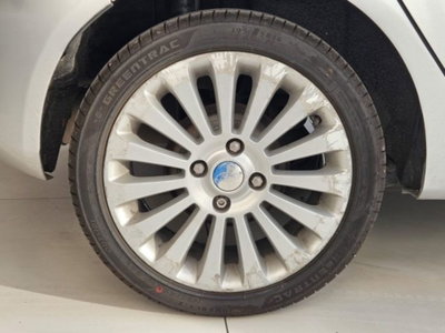 Ford Fiesta 1.4 TDCi 68CV 5 porte Titanium (17)