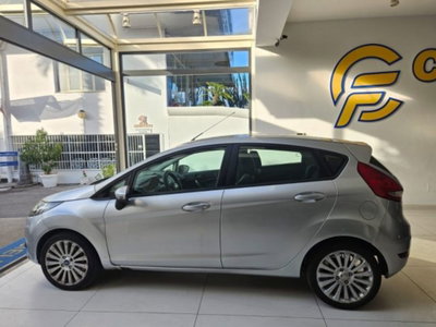 Ford Fiesta 1.4 TDCi 68CV 5 porte Titanium (3)