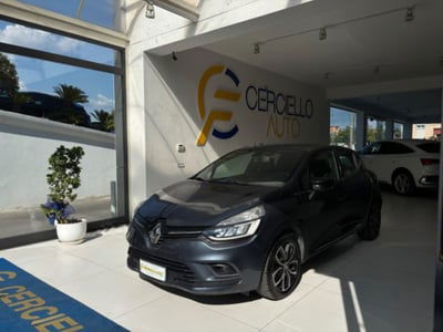 Renault Clio TCe 12V 90 CV 5 porte Moschino Intens usata