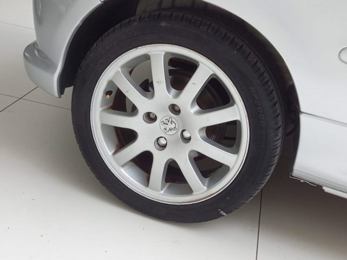 Peugeot 206 Cabrio HDi FAP CC Quiksilver (6)