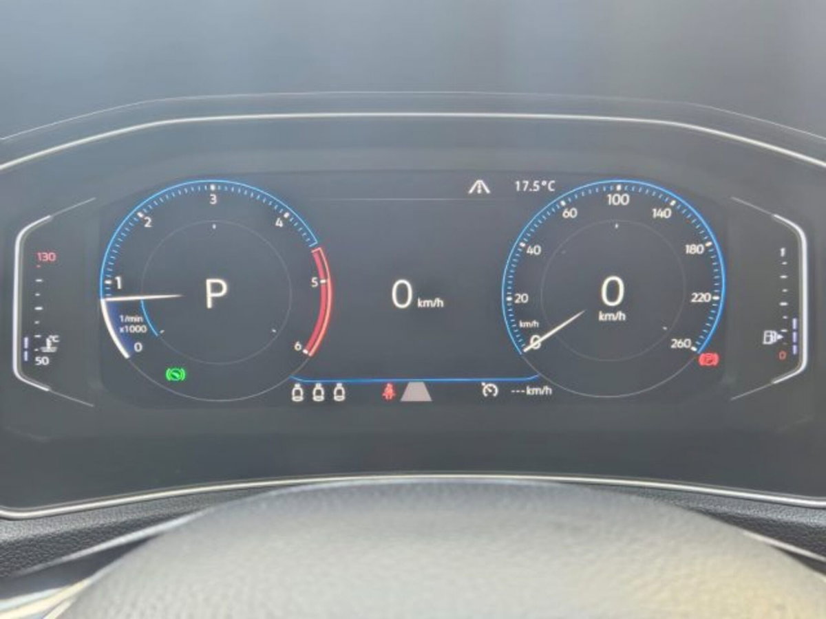 Volkswagen T-Roc 2.0 tdi Style 4motion 150cv dsg (11)