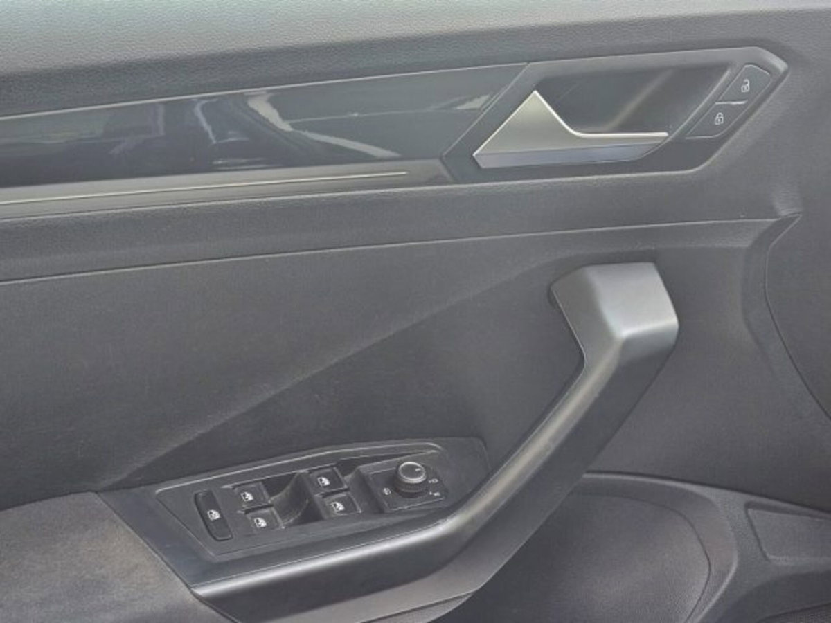 Volkswagen T-Roc 2.0 tdi Style 4motion 150cv dsg (13)