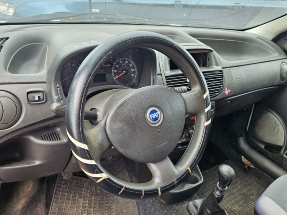 Fiat Punto 1.2 5 porte Active Natural Power (5)