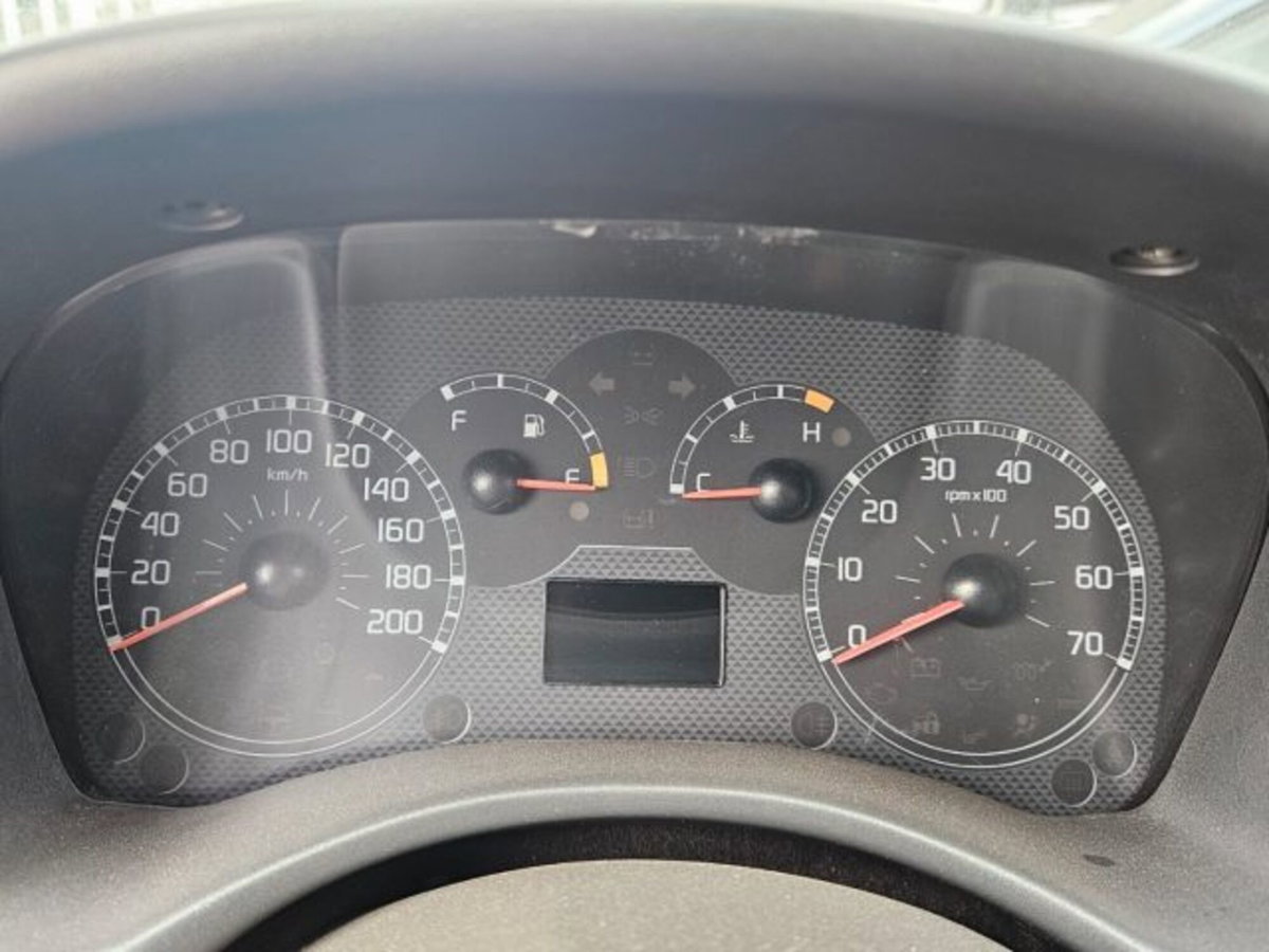 Fiat Punto 1.2 5 porte Active Natural Power (7)