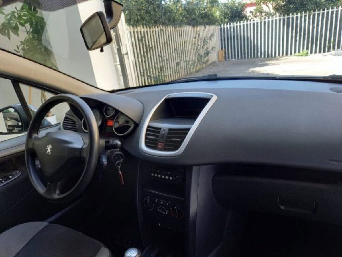 Peugeot 207 HDi 70CV FAP 5p. X Line (3)