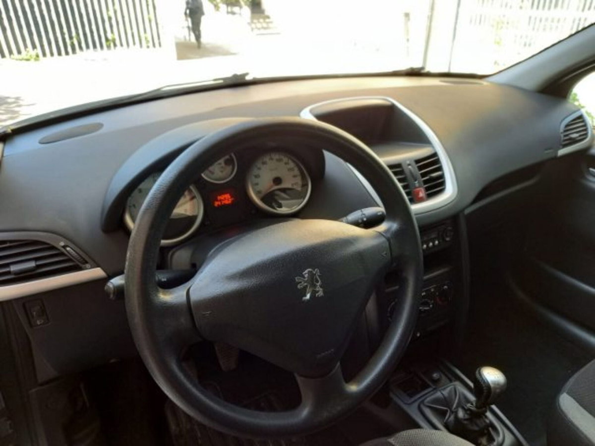 Peugeot 207 HDi 70CV FAP 5p. X Line (8)