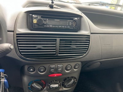 Fiat Punto 1.3 Multijet 16V 5 porte Dynamic (6)