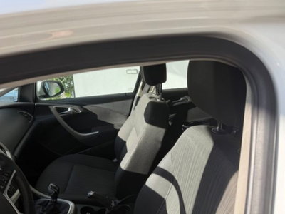 Opel Astra 1.4 100CV 5 porte Cosmo (15)