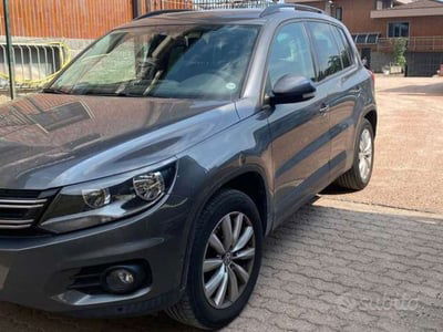 Volkswagen Tiguan 2.0 TDI DPF 4MOTION DSG R-Line usata