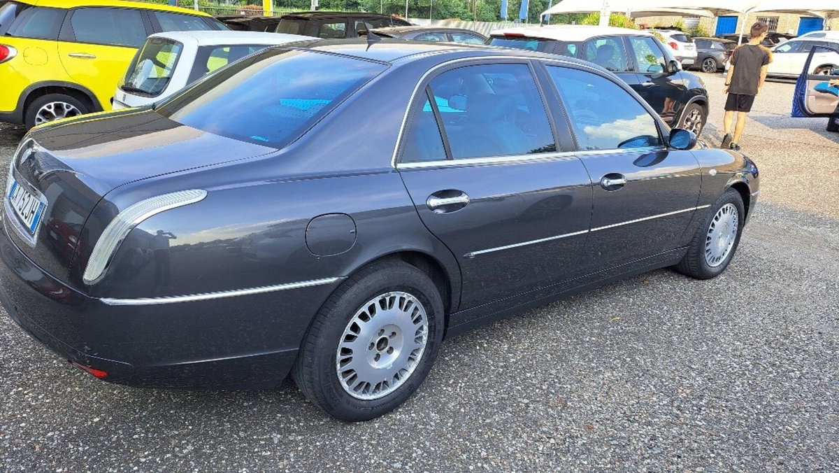 Lancia Thesis JTD 20V Executive (16)