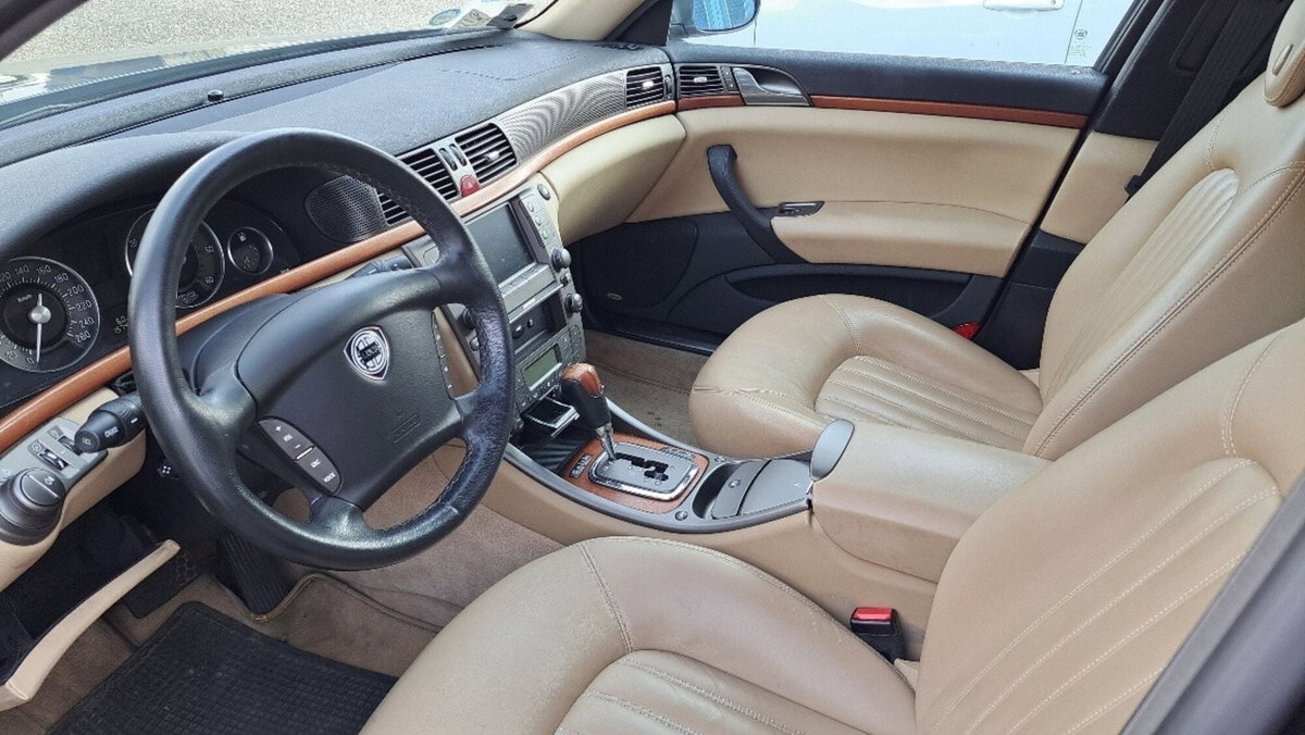 Lancia Thesis JTD 20V Executive (4)