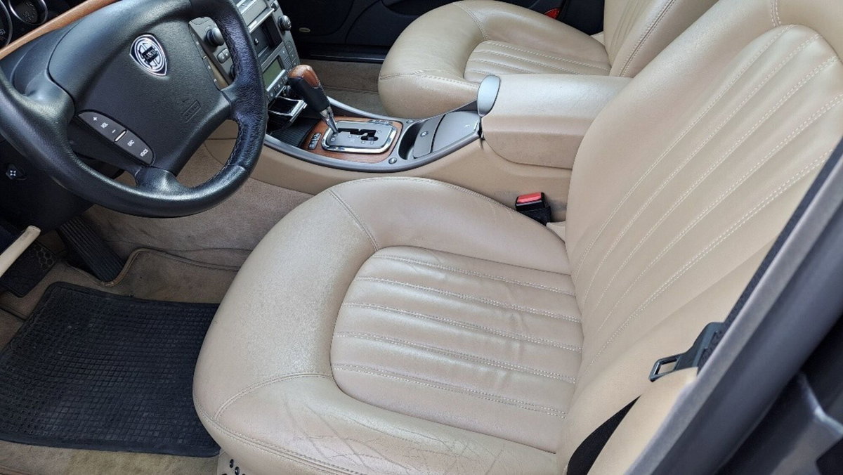 Lancia Thesis JTD 20V Executive (5)