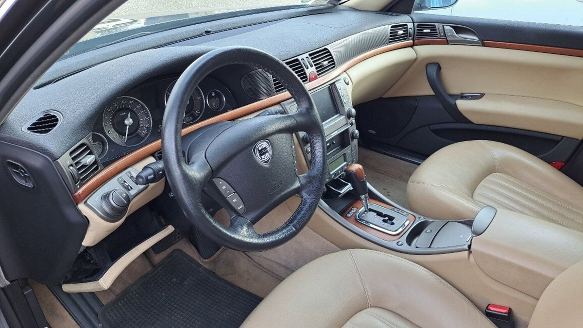 Lancia Thesis JTD 20V Executive (6)