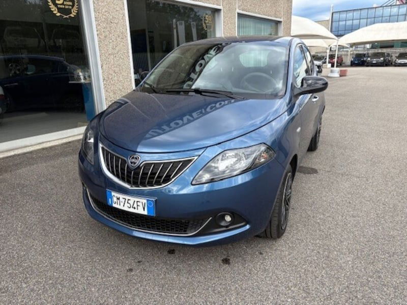 Lancia Ypsilon 1.0 FireFly 5 porte S&S Hybrid Gold Plus