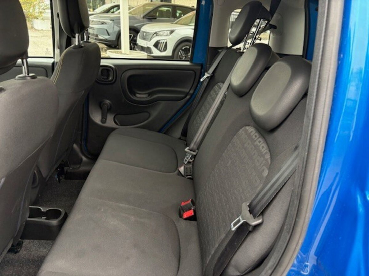 Fiat Panda 1.0 FireFly S&S Hybrid City Cross (10)