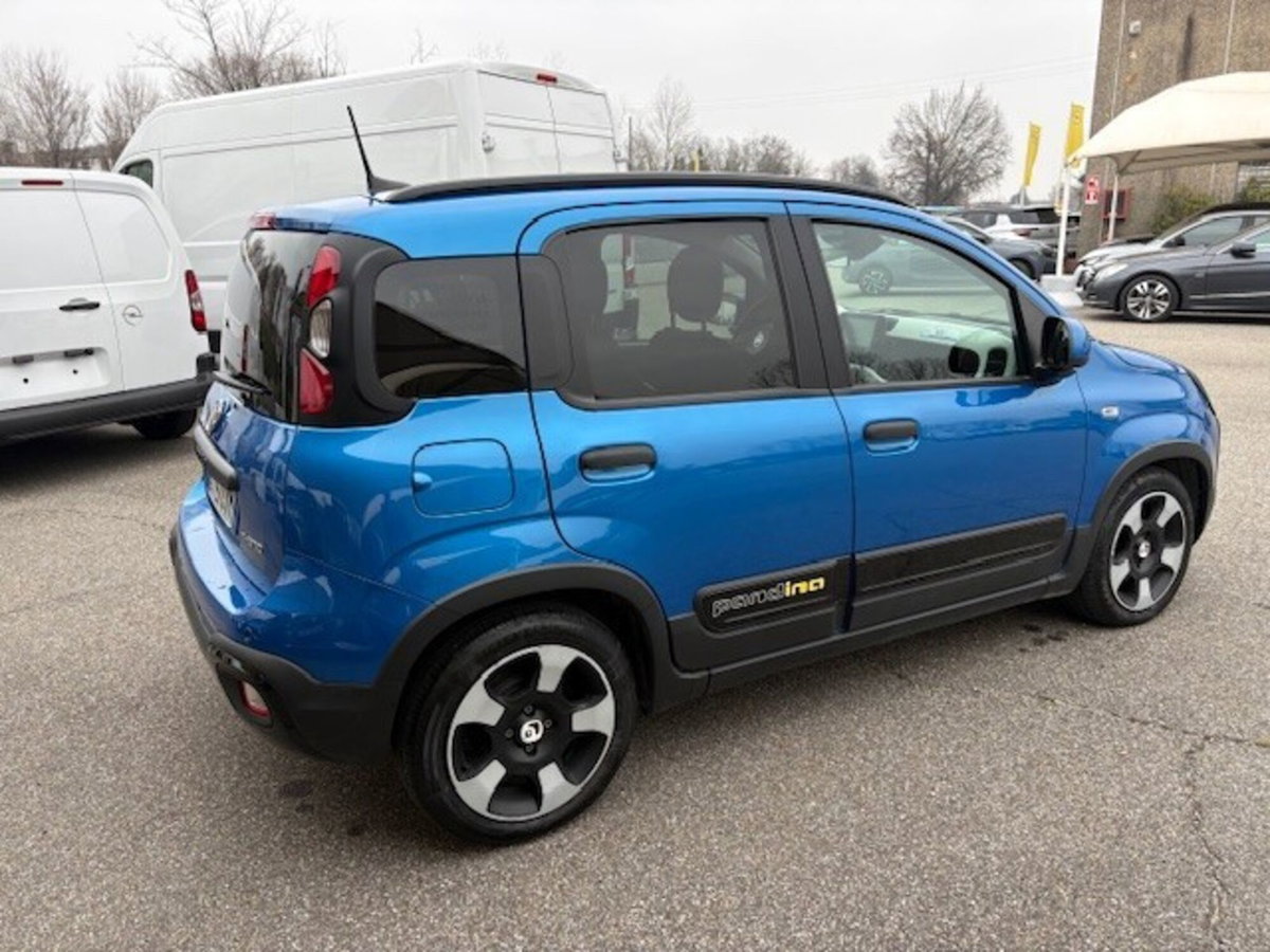 Fiat Panda 1.0 FireFly S&S Hybrid City Cross (5)