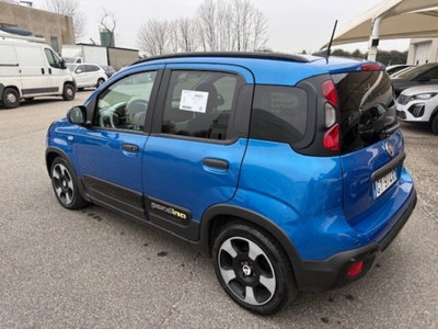 Fiat Panda 1.0 FireFly S&S Hybrid City Cross (9)