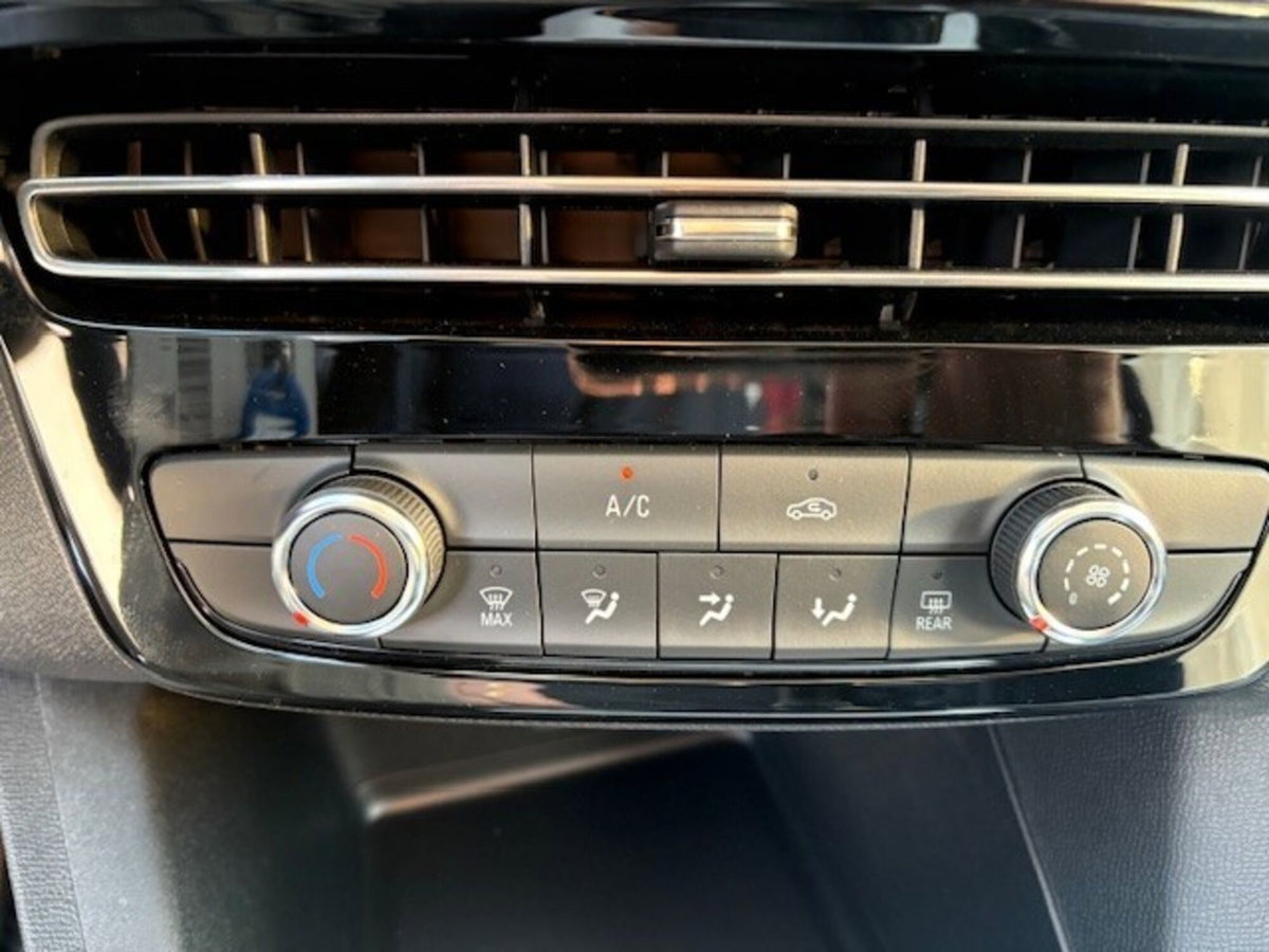 Opel Mokka 1.2 Turbo Edition (8)