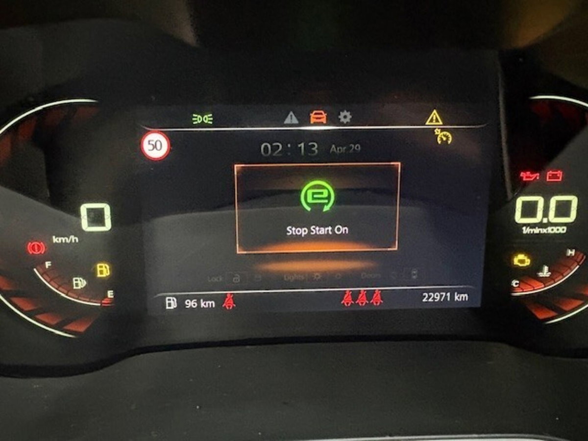 Mg ZS ZS 1.5 Luxury (12)