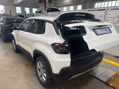 Jeep Avenger 1.2 turbo Altitude fwd 100cv (16)