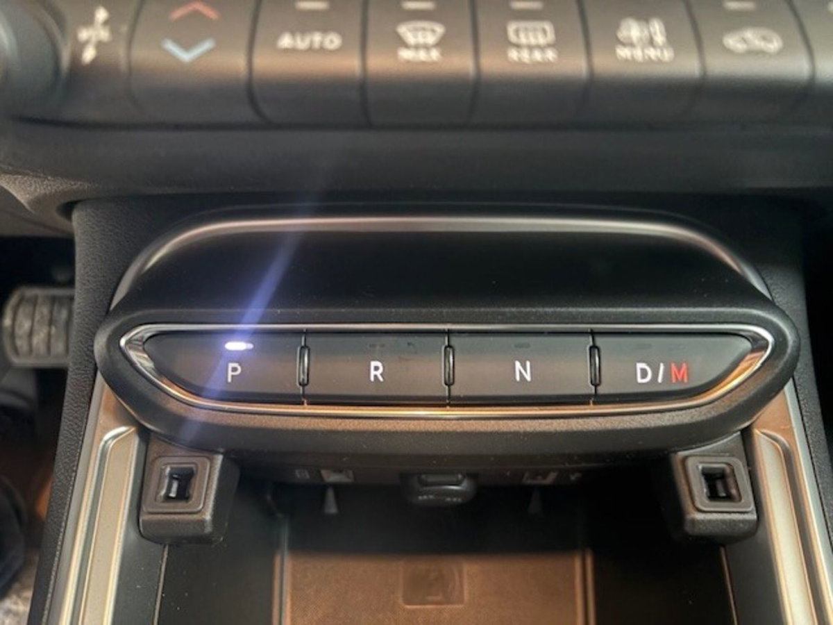 Jeep Avenger 1.2 turbo Altitude fwd 100cv (3)